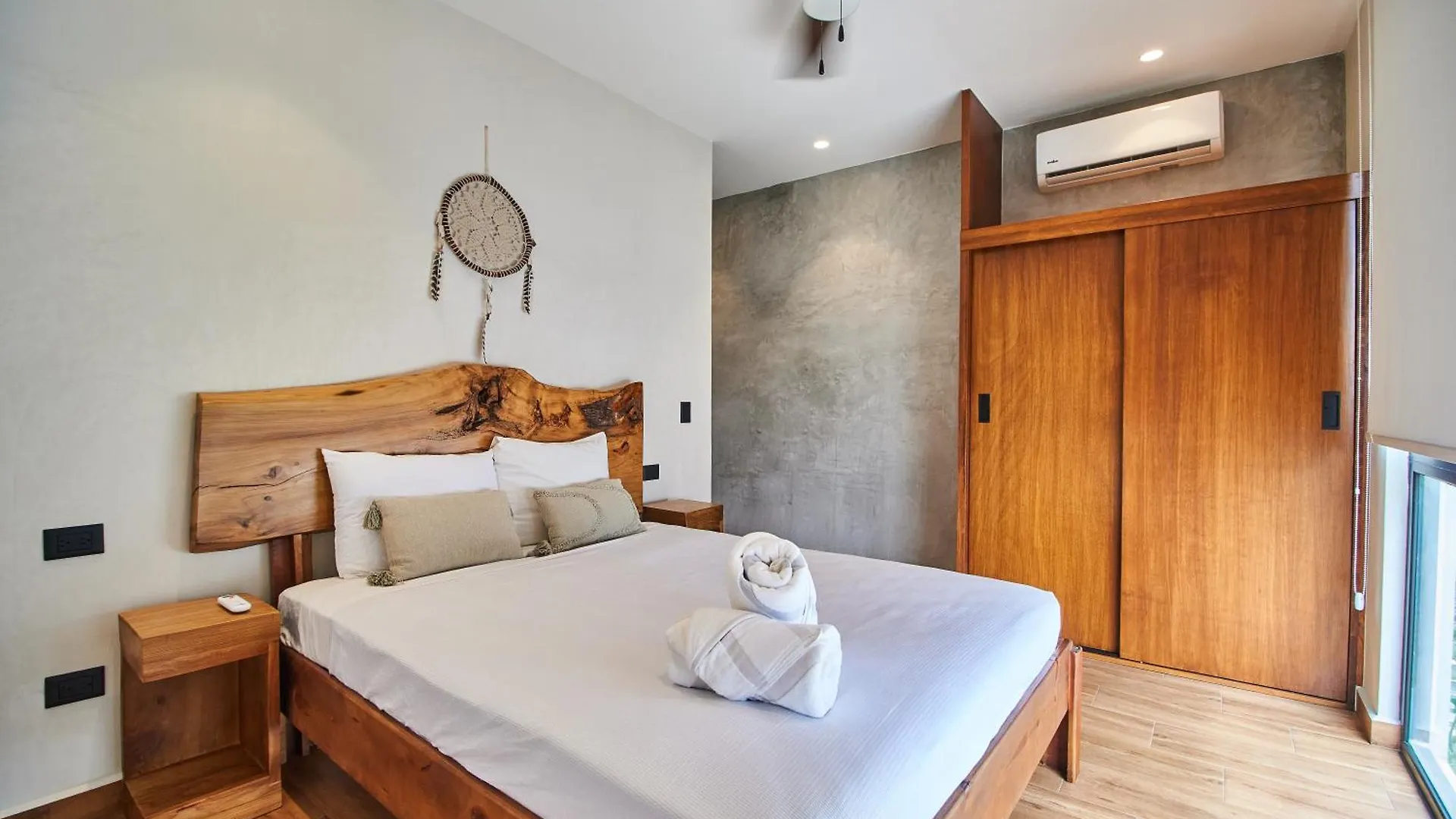 Casa Baay - Private 17 Bedroom House, 34 Pax, Rooftop And Pool Tulum